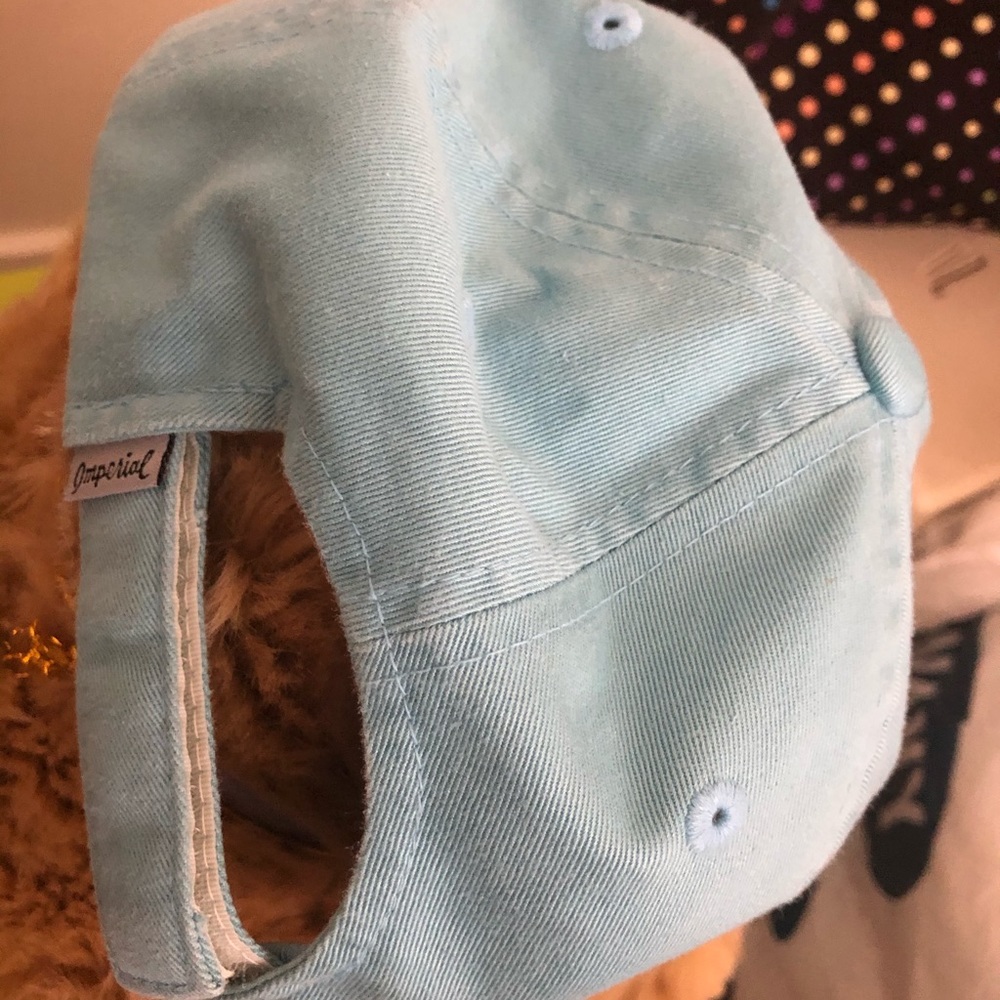 Caps - Picture 7 of 7